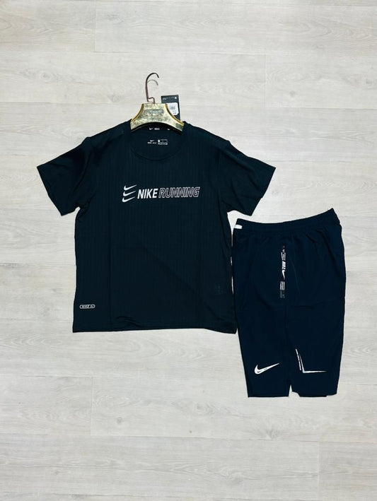 Ensemble Nike T-shirt & Short